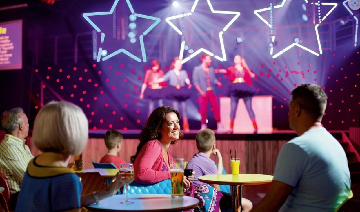 Hafan Y Mor Holiday Park Chwilog Экстерьер фото